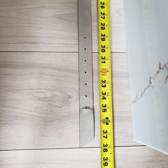 Banana Republic Belt Mens M Gray Vegan Suede Buckle Synthetic Leather - Picture 4 of 4